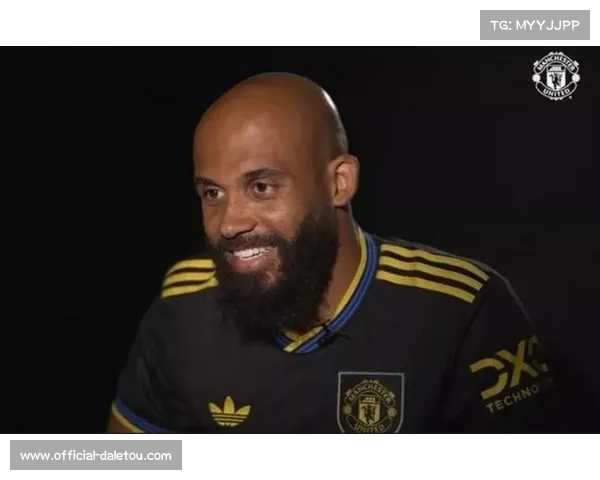 曼联新援组建三叉戟,姆伯莫双响助球队首进前四 曼联新援组建三叉戟,姆伯莫双响助球队首进前四